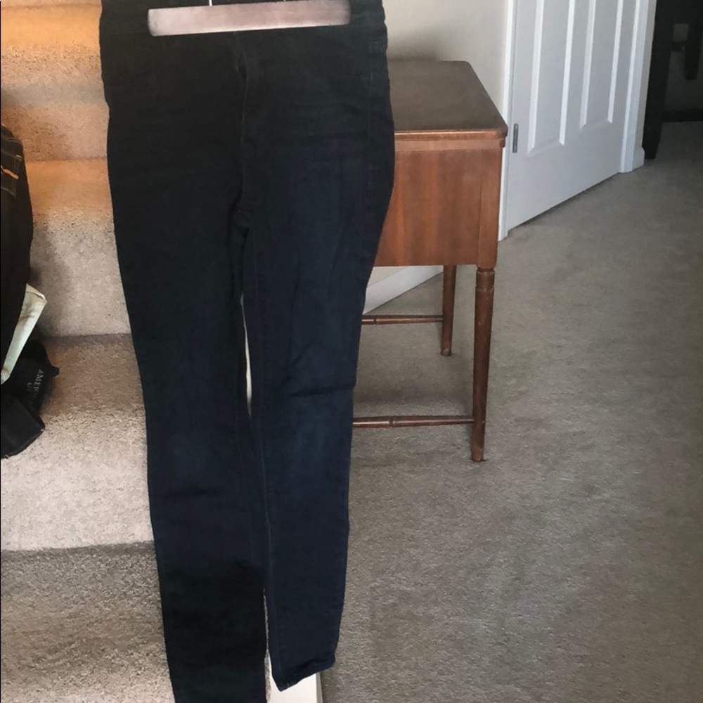 High waisted AEO skinny jeans